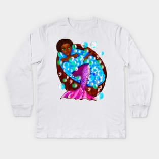 Mermaid spa day- Black anime mermaid in bubble bath. Pretty black girl with Afro hair, green eyes, Cherry pink lips and dark brown skin. Hair love ! Kids Long Sleeve T-Shirt